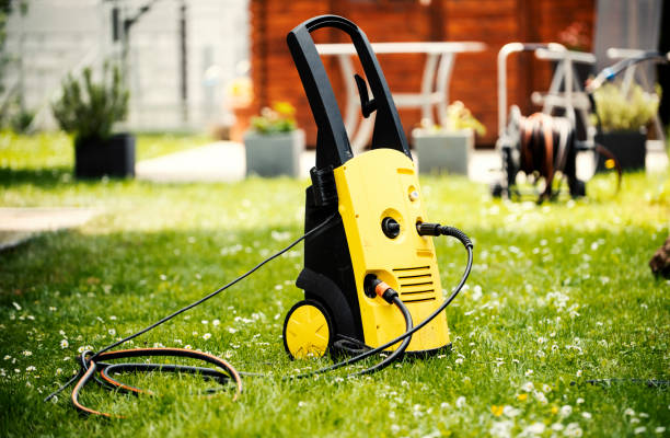 Best Pool Deck Cleaning  in Burlington, OH